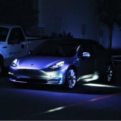 Tesla  2016       