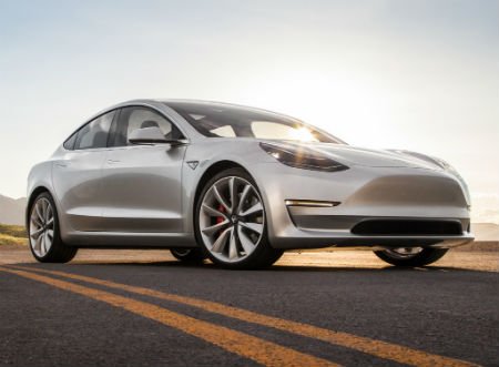  Tesla       Model 3