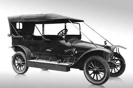 В сети продают автомобиль российского производства 1909 года