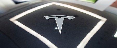 Tesla показала быструю сборку Model 3 (ВИДЕО)