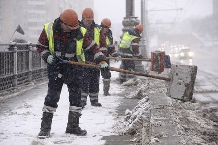 Российские дорожники придумали, как убирать снег по-новому