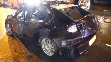 Британский водитель взорвал собственный автомобиль