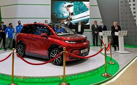 «КамАЗ» представил очередной отечественный электромобиль