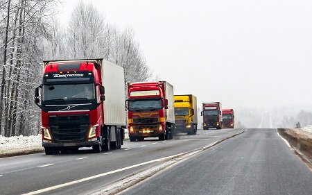 Москва закрыла въезд на МКАД транзитным грузовикам свыше 12-ти тонн