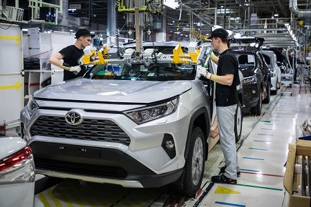 Toyota закрывает производство