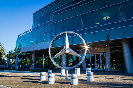 Mercedes и BMW будут искусственно сохранять высокие цены