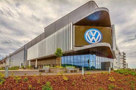VW сократит 30 тыс. сотрудников из-за перехода на электрокары