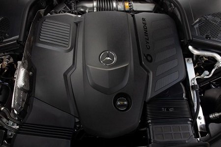 Mercedes предупредил о риске возгорания новых авто