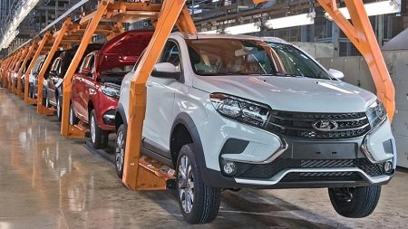 "АвтоВАЗ" запускает производство в Узбекистане