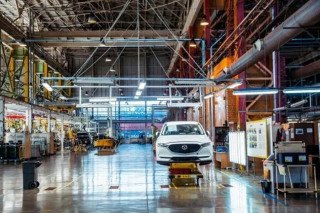 Mazda продлевает каникулы для российского завода